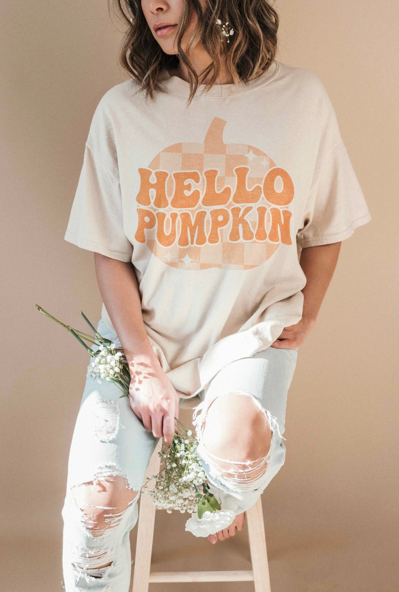 Sand Hello Pumpkin Graphic Tee