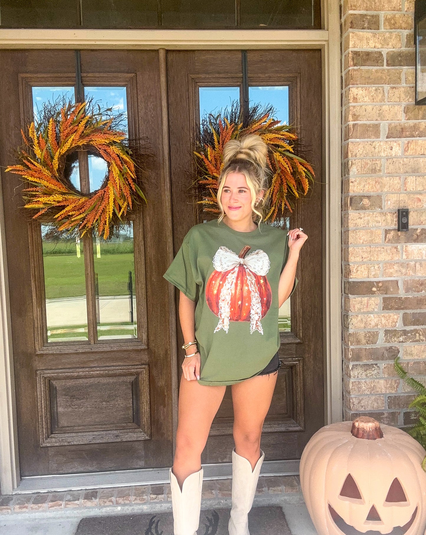 Green Coquette bow Pumpkin Tee